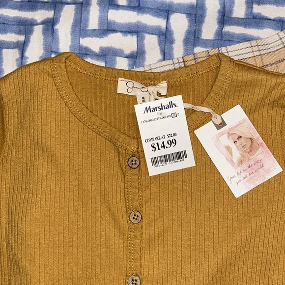 Little girls skirt set. - Picture 2 of 3